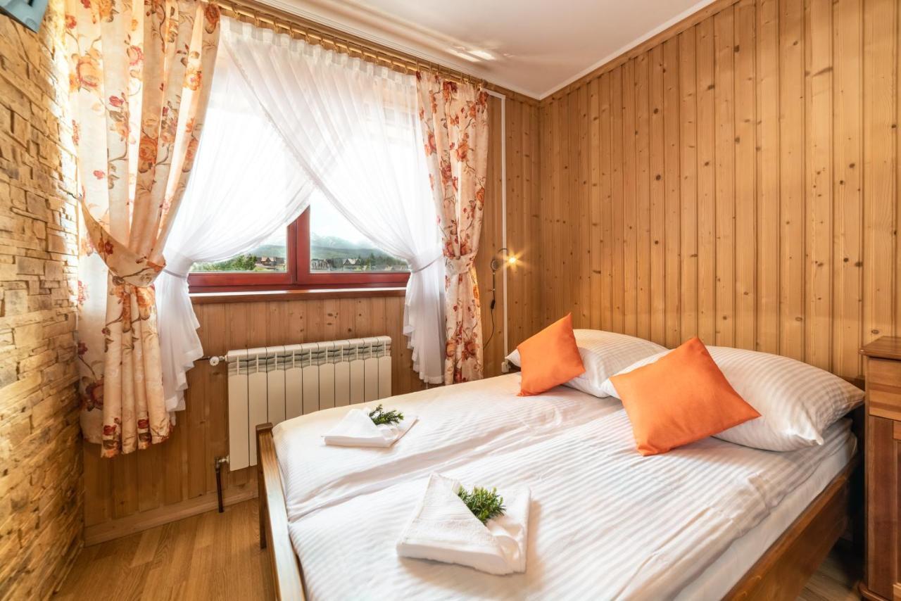 Pokoje Goscinne U Bronka Ciche Małe Exteriör bild